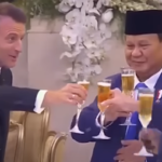 Prabowo minum jus apel