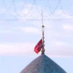 Bendera merah Berkibar diatas masjid jamkaran