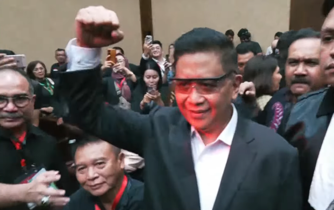 Haso hadir di persidangan