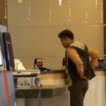 Nasabah cek Rekening