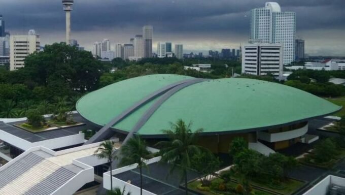 Gedung "Wakilnya" Rakyat