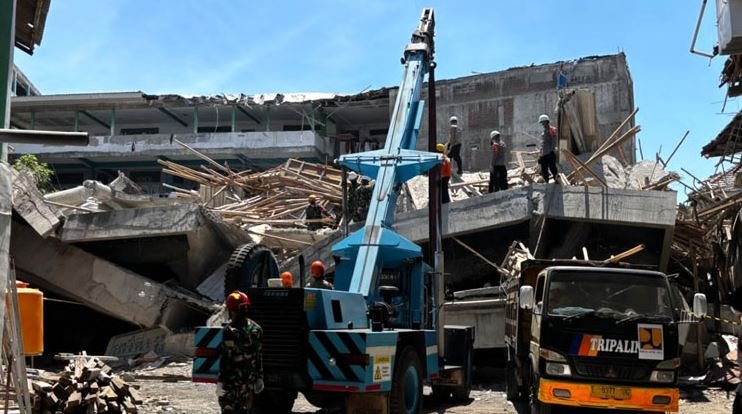 Alat Berat Mulai Diturunkan