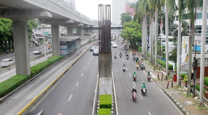 Tiang Monorel Mangkrak Segera Dibongkar