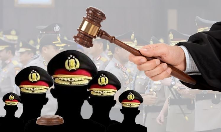 Larangan Polisi rangkap jabatan