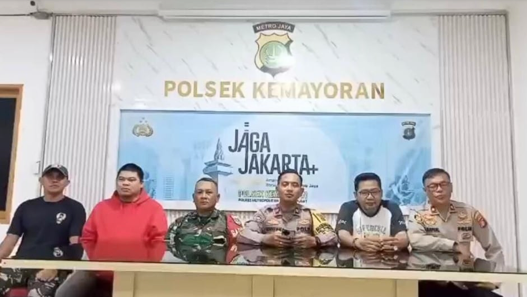 Aparat Minta maaf